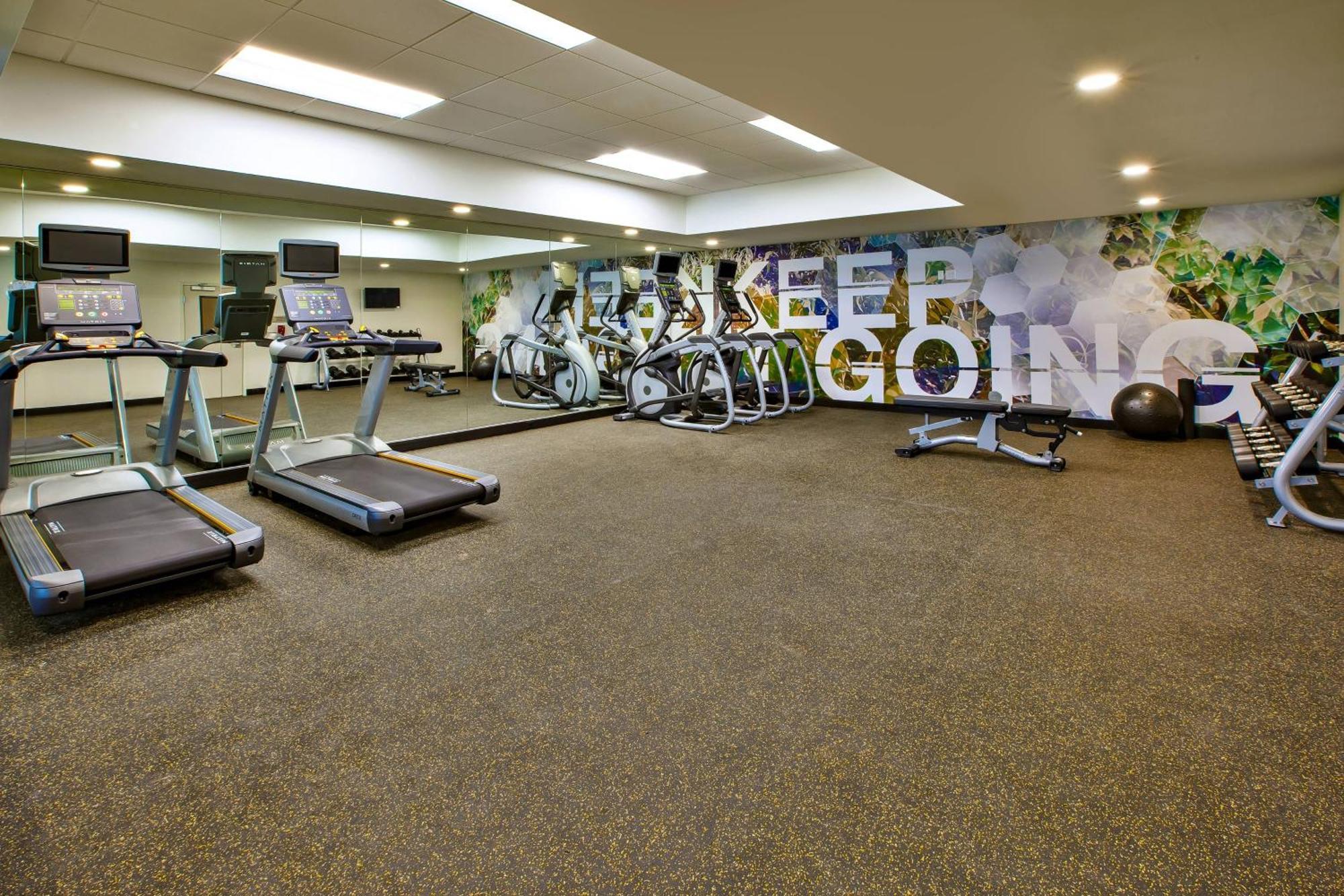 Springhill Suites By Marriott Pittsburgh Butler/Centre City Екстер'єр фото
