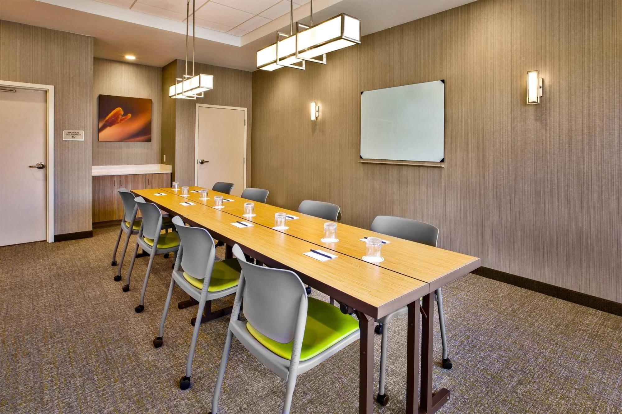 Springhill Suites By Marriott Pittsburgh Butler/Centre City Екстер'єр фото