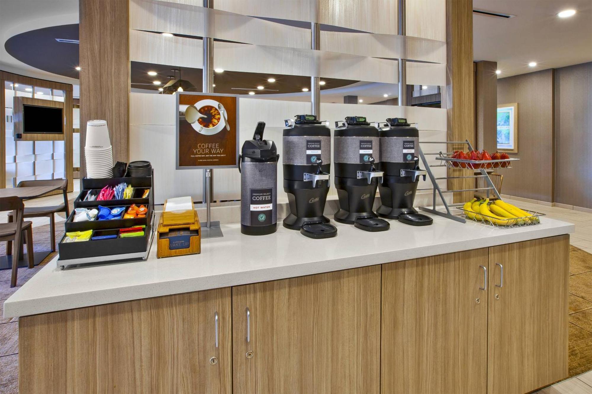 Springhill Suites By Marriott Pittsburgh Butler/Centre City Екстер'єр фото