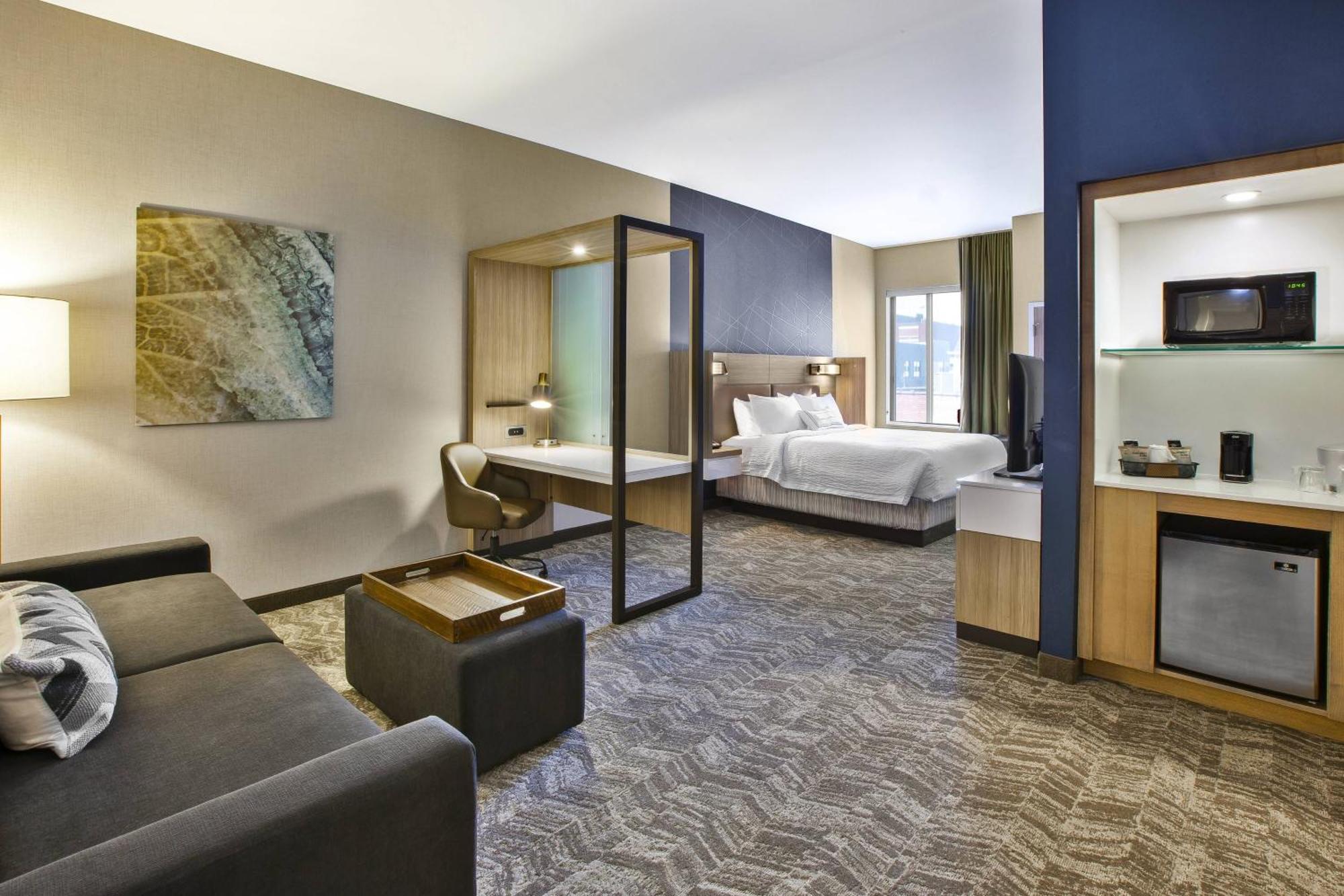 Springhill Suites By Marriott Pittsburgh Butler/Centre City Екстер'єр фото