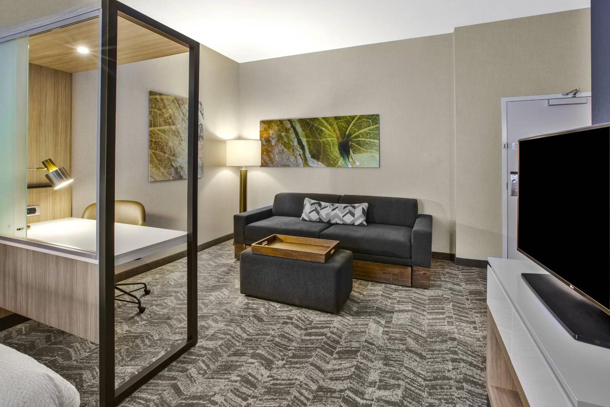 Springhill Suites By Marriott Pittsburgh Butler/Centre City Екстер'єр фото